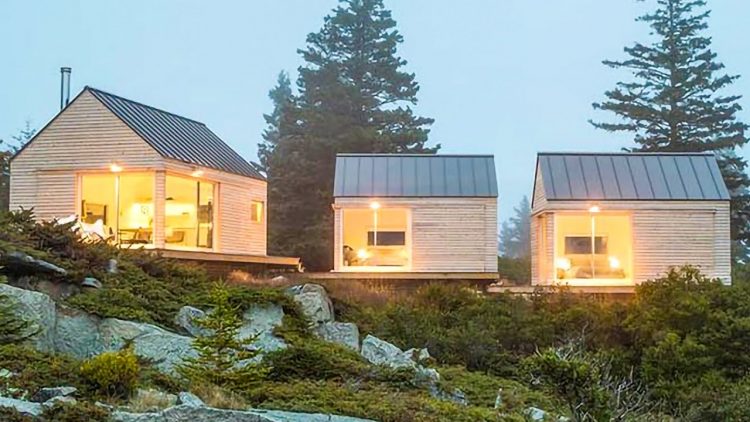 4 Small Prefab Homes 🏡 Surrounded by Nature