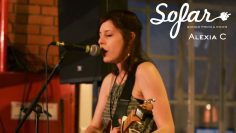 Alexia C – Hitchwalking | Sofar Thessaloniki