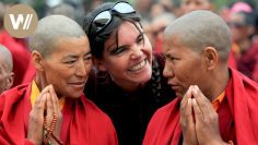 Buddhist nuns travel for the first time – A touching journey through India