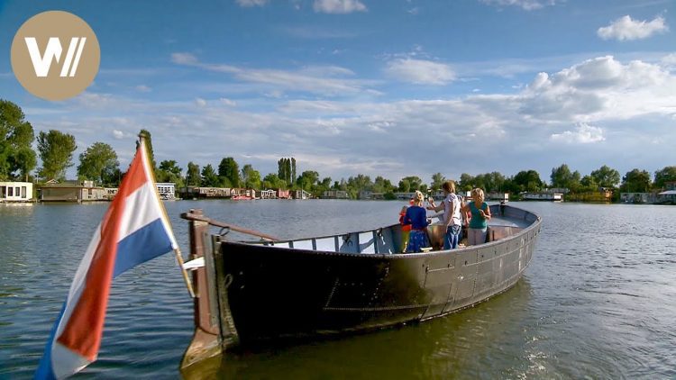 Curious boats of the Netherlands: Houses and beer deliveries