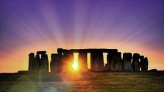 寻找历史 – The Enduring Mystery Of Stonehenge (历史频道纪录片)