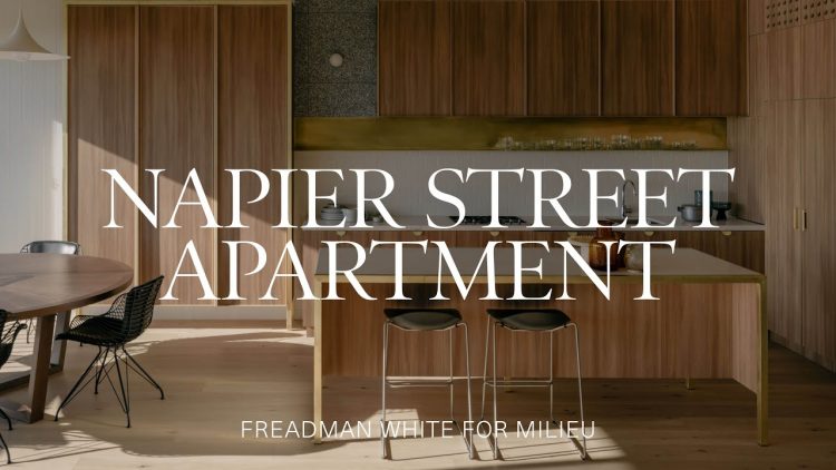 Inside an Architect-Designed Modern Apartment with an Unexpected Interior Design (房屋之旅)