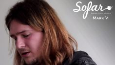 Mark V. – Falling Down | Sofar Leiden