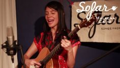 Melaena Cadiz – Swinging Low | Sofar Seattle