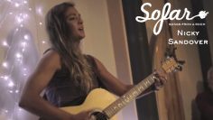 Nicky Sandover – Not Gonna Give You Up | Sofar Perth