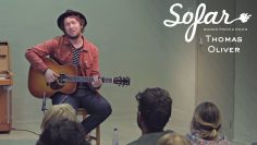 Thomas Oliver – Is This Love (Bob Marley cover) | Sofar Utrecht