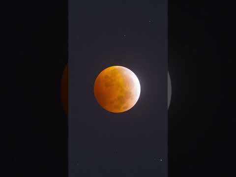 Total lunar eclipse in under 20 Archive by Category "場景體驗