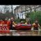 UK Floods: Rescue boats in action in York (360 video) – BBC News